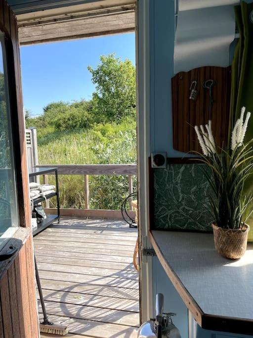 Fjordhytten. Rebuild Train Wagon From 1937. Apartment โอเดนเซ ภายนอก รูปภาพ